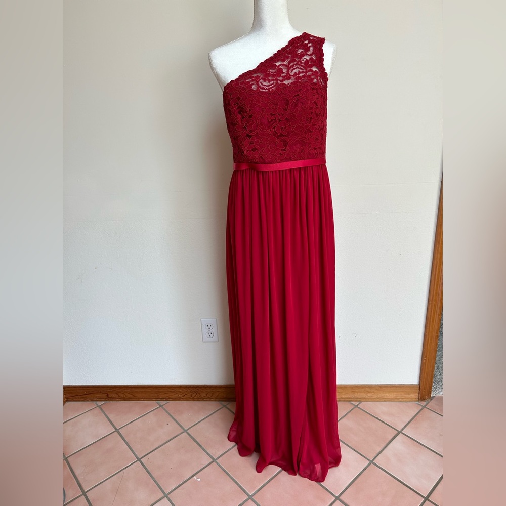 Red David’s Bridal women’s bridesmaid dress size 12